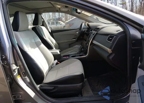 2016 Toyota Camry Se z USA, uszkodzony, nr VIN 4T1BF1FK9GU171186